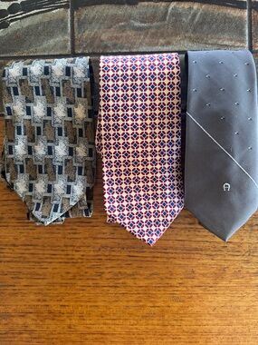 Oscar de la Renta, Etienne Aigner, Lord & Taylor Silk Ties Collection